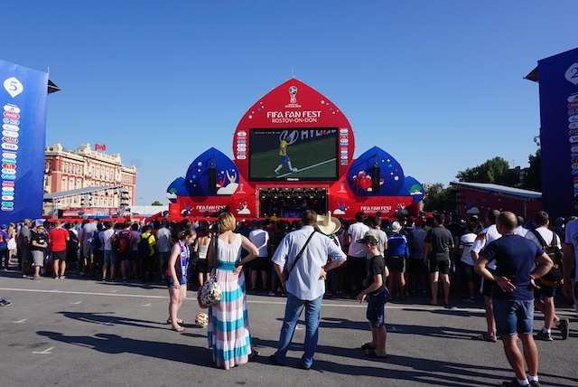 FAN FEST